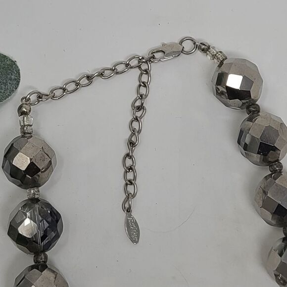 ESMOR Faceted Silver Gray Beaded Necklace Earring Set - Picture 5 of 7